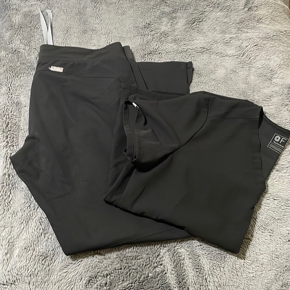Figs scrub set